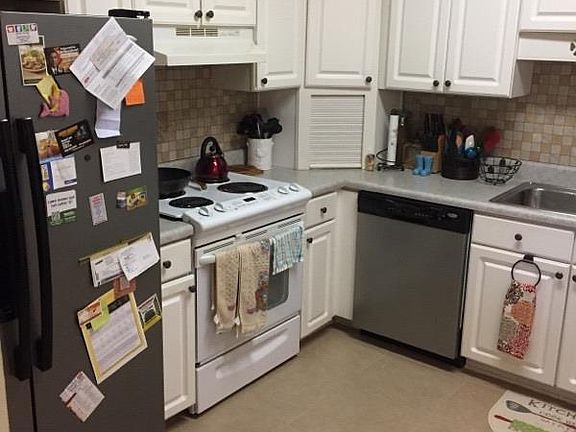 3rd image of 4921 Elea Calle Ln