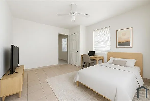 406 NW 7th Ct