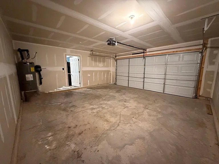 948 Brentwood Park Ln — Photo 20