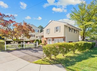 165 New Bridge Rd, Bergenfield, NJ 07621