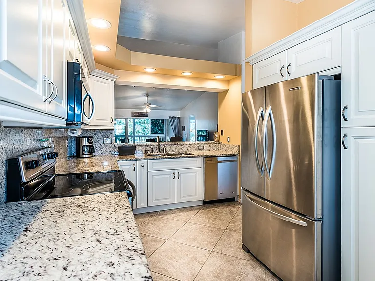 11644 SW Egret Cir #506 — Photo 15