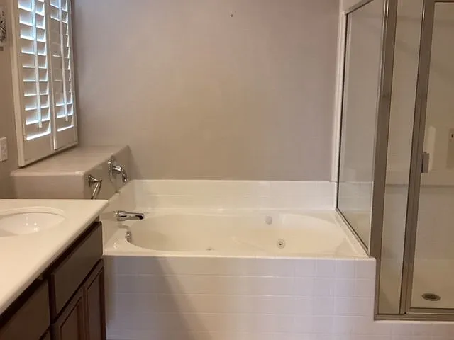 39324 Kennedy Dr — Photo 13