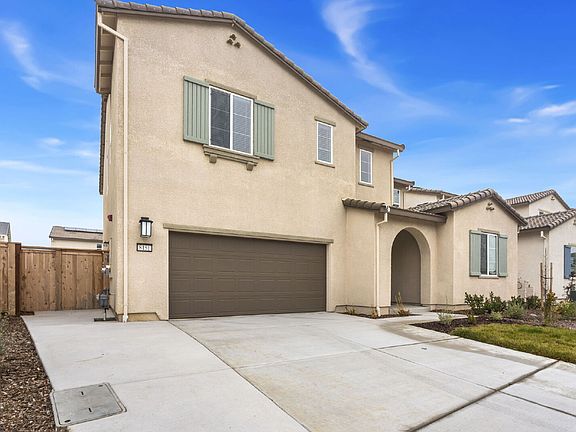 2nd image of 8151 Lavigne Cir