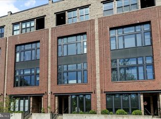 4584 Riverside Way, Philadelphia, PA 19127