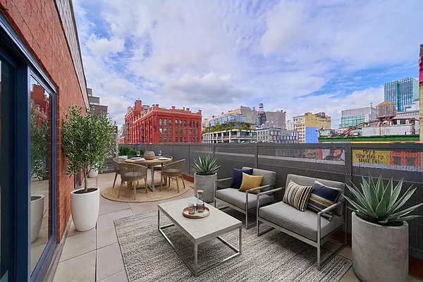 298 Mulberry Street #7O