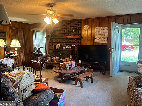 5th image of 5877 Lexington Rd