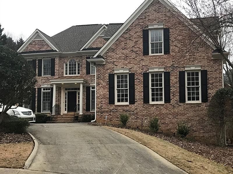 1st image of 2220 Lasalle Dr