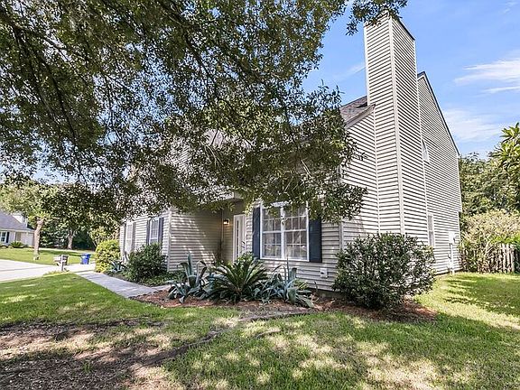 3rd image of 339 Mount Royall Dr