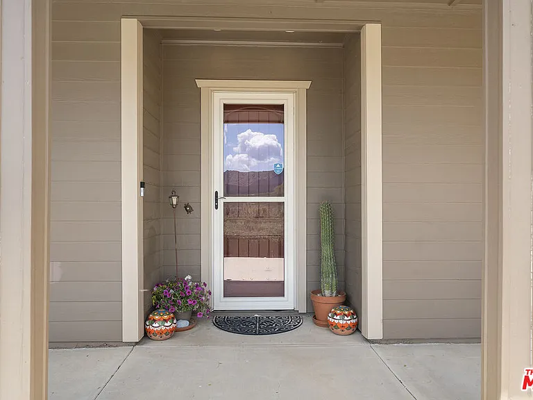 18087 Newview Dr — Photo 35