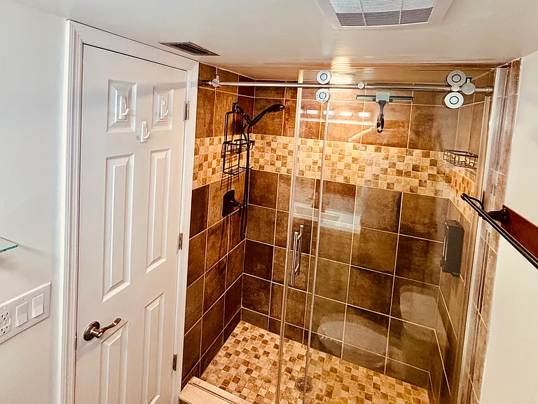 4710 Bay St NE #117 — Photo 6