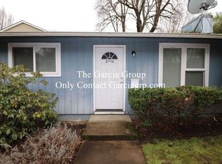 2714 SE Division St, Portland, OR 97202