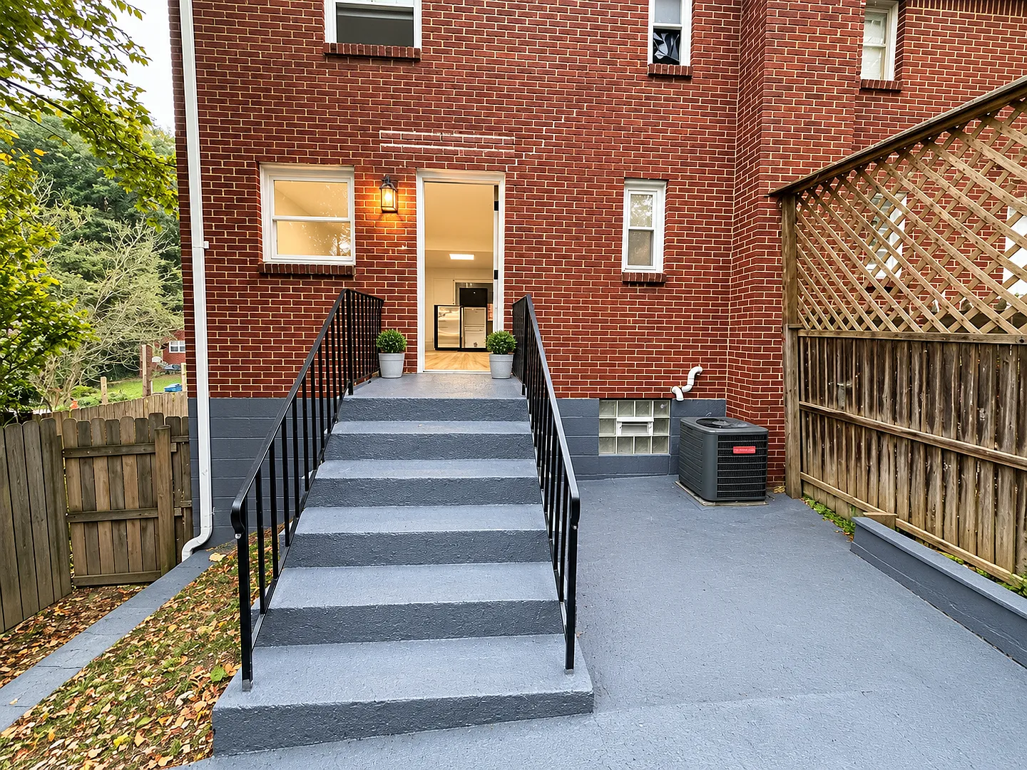 2 Bedroom Townhome, Penn Hills, PA — Photo 1