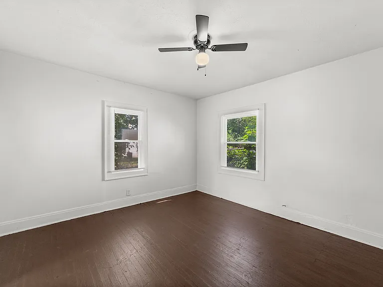 8302 Sowinski Ave #UP — Photo 14