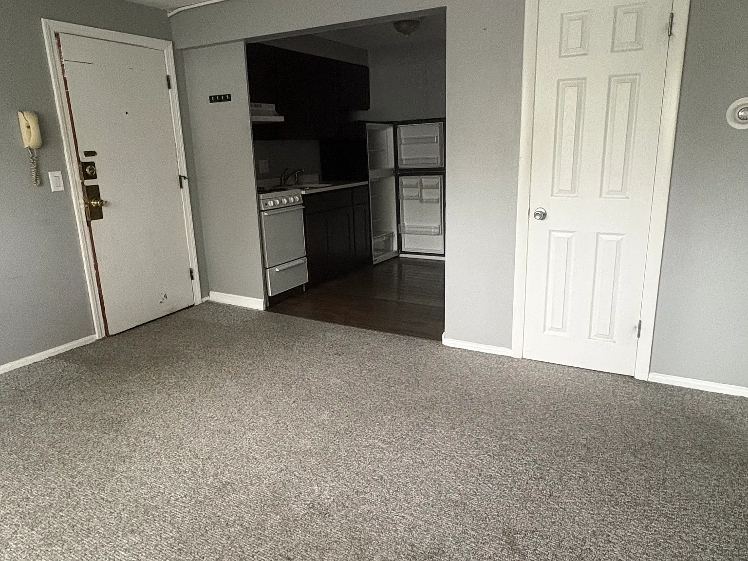 1 bed, $1,350 — Photo 2