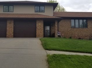 1111 Charolais Dr, Norfolk, NE 68701