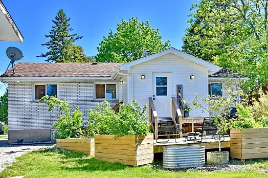 Single Family Residence — Photo 3
