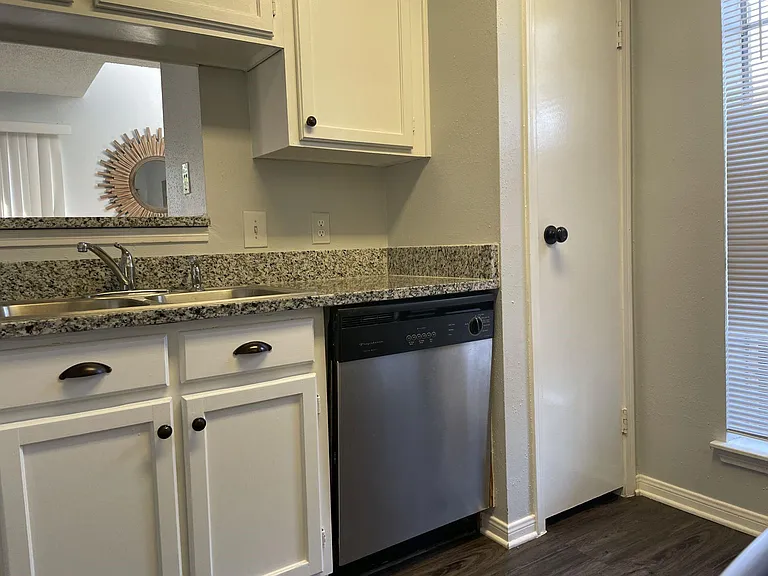 3770 Lovers Wood Ln #1010 — Photo 8