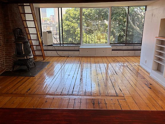 2nd image of 601 Tremont St #Penthouse 4