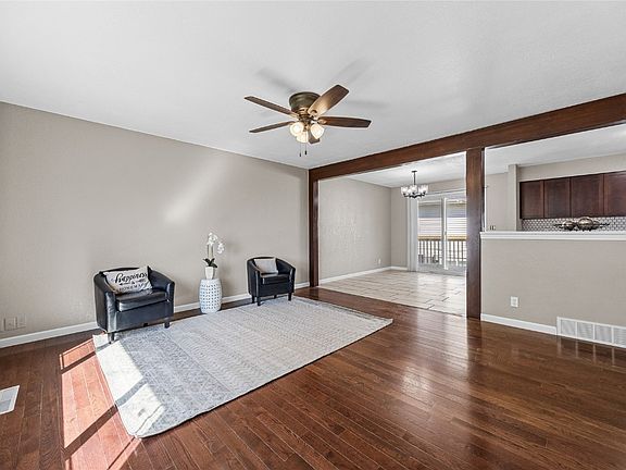 5th image of 1608 Morris Ave NW
