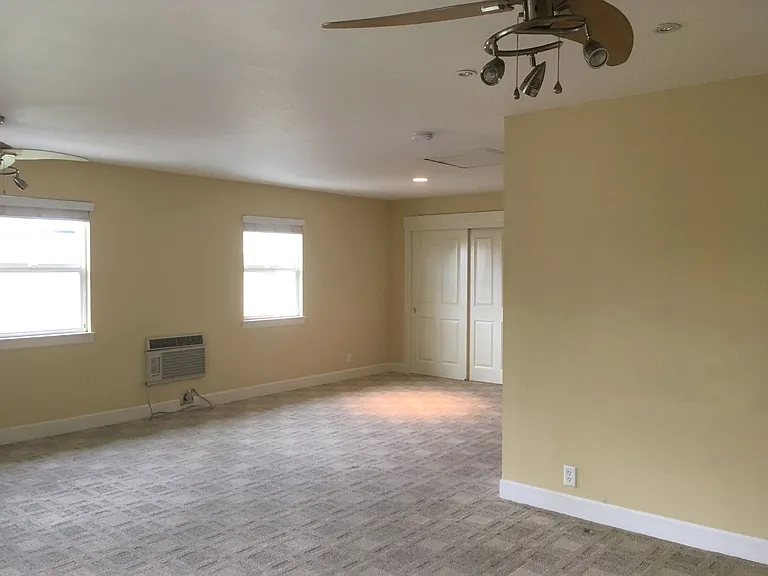 1712 Lawler St #B — Photo 4