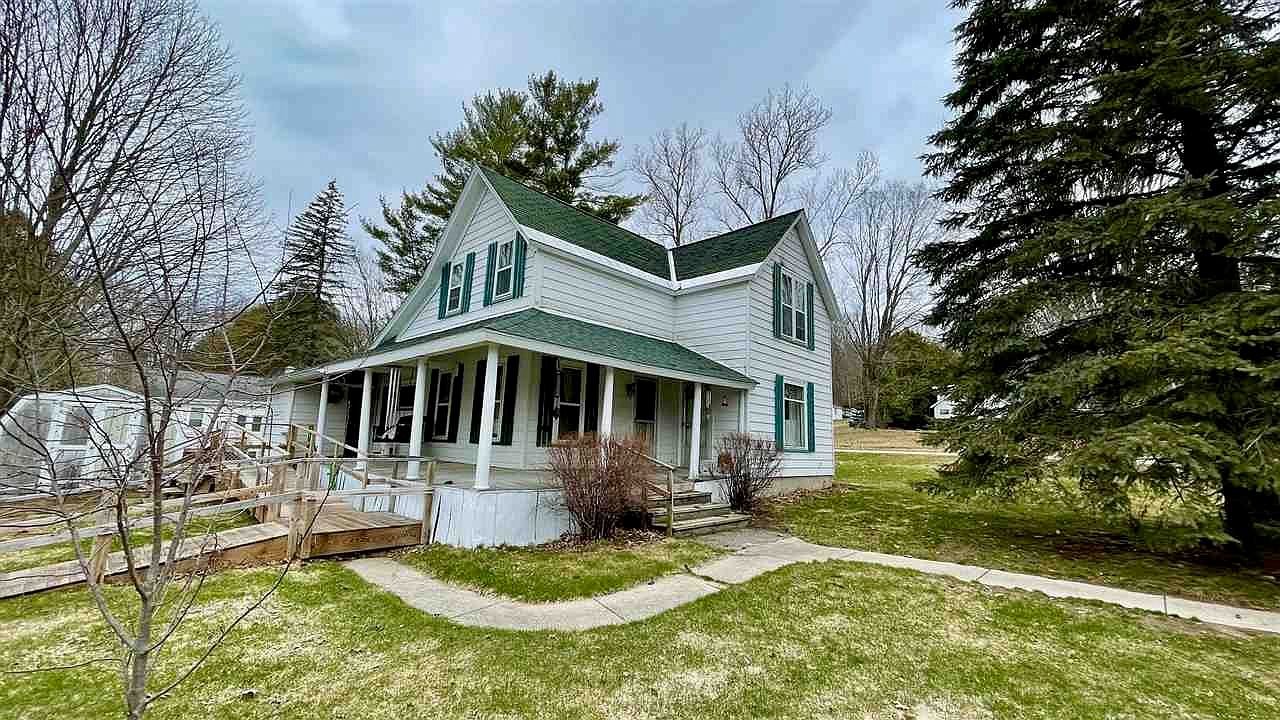 2188 Walloon St, Walloon Lake, MI 49796 Zillow