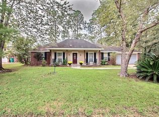 436 Colonial Ct, Mandeville, LA 70471