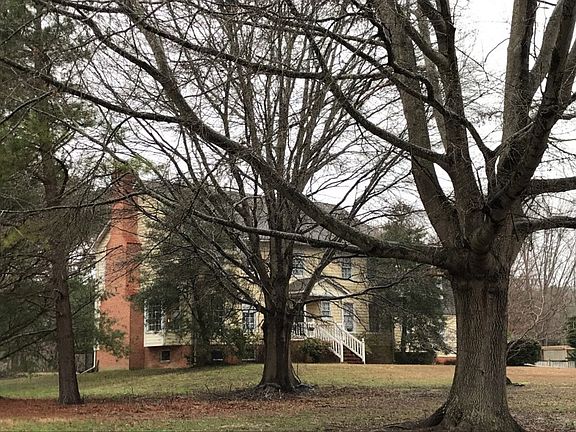2nd image of 3525 Mott Ln