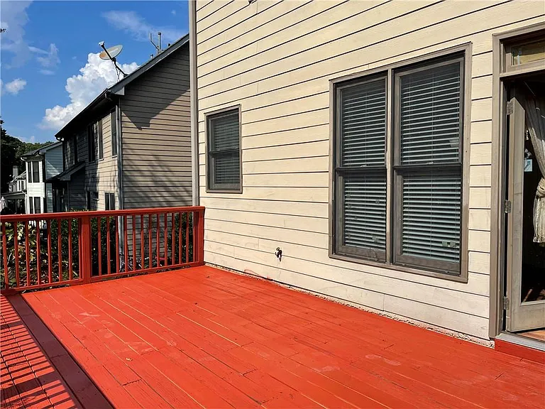 2620 Village Chase Dr — Photo 25