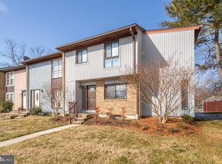 2032 Cambridge Dr, Crofton, MD 21114