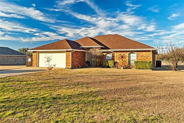 1st image of 314 Pebble Creek Dr