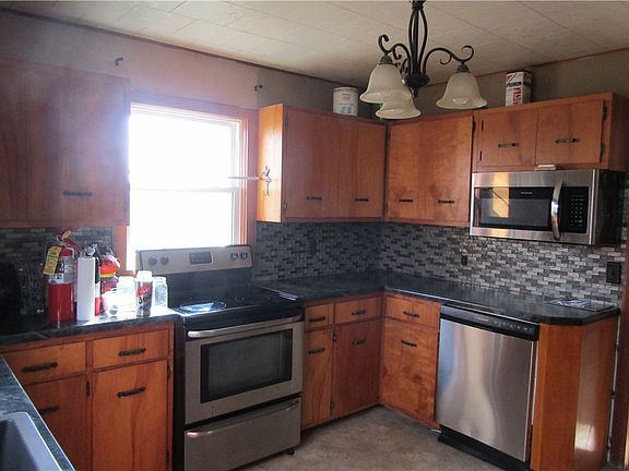 4th image of 41681 Main St