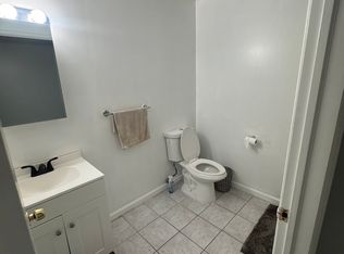 102 Astor Pl, Jersey City, NJ 07304