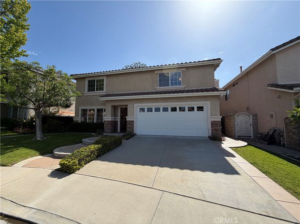 6 Hemingway Ct