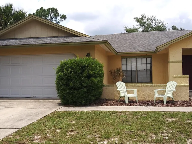 9357 Whittingham Dr — Photo 1