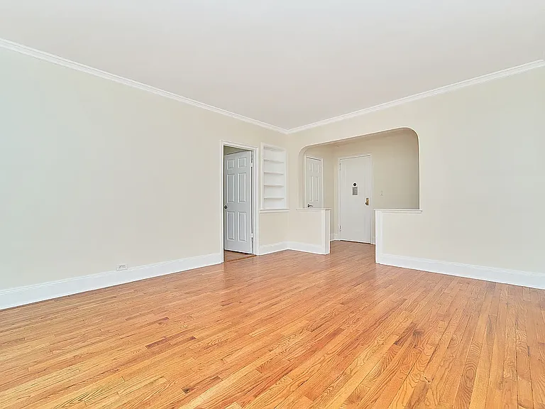124 E 24th St #5K — Photo 7