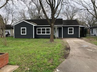 1228 San Felipe St, Angleton, TX 77515