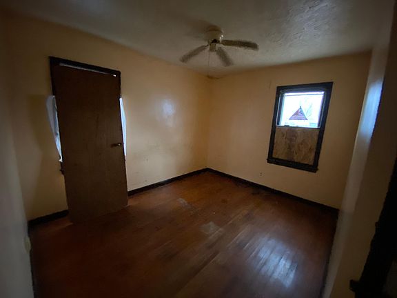 5th image of 2025 N Colorado Ave