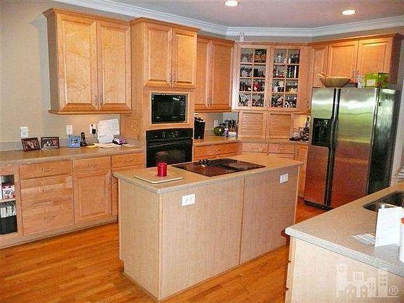 4th image of 5131 Partha Ln