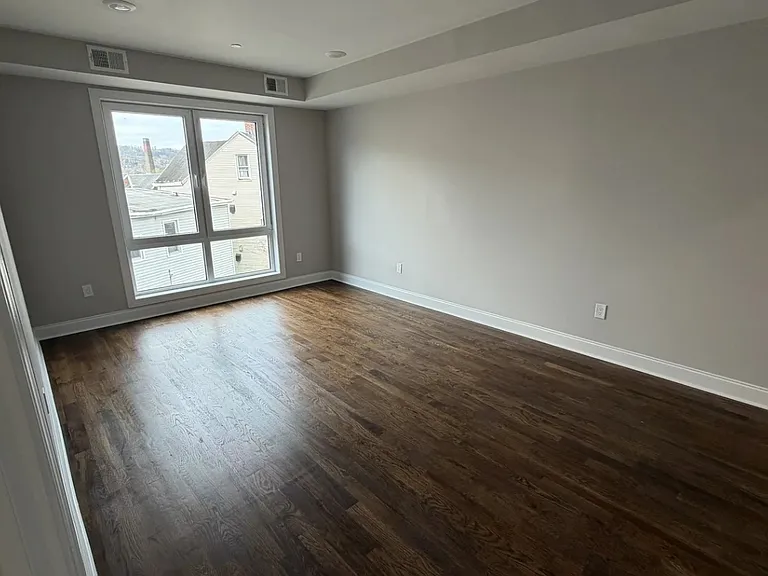 587 River St #303 — Photo 10