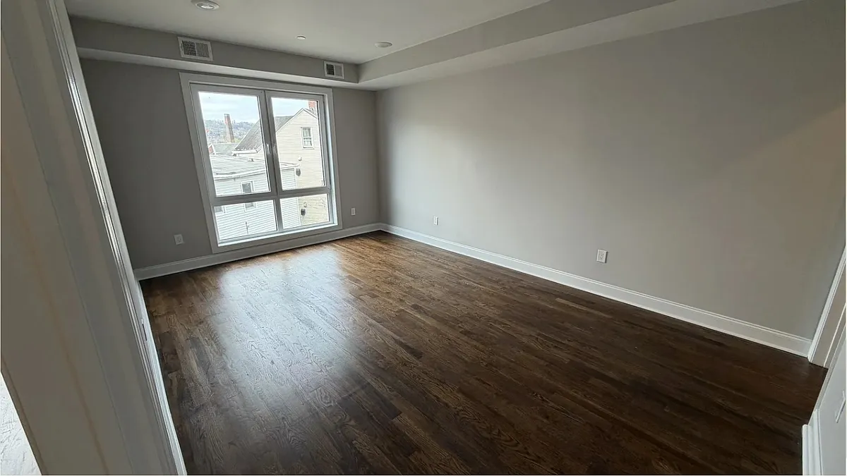 Building Photo - 587 River St #401