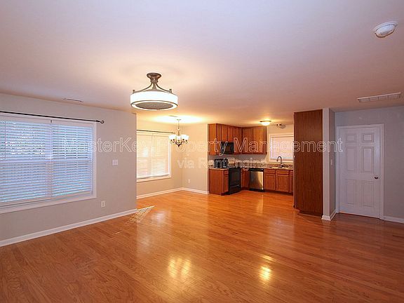 4th image of 3215 Polite Ln