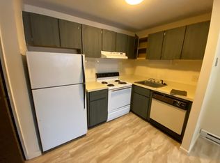 70 Craigie St #2, Somerville, MA 02143