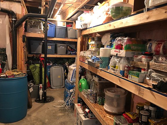 Basement storage/utility 