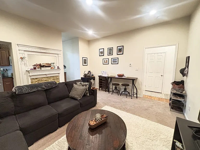 355 Stratford Ave #2 — Photo 5