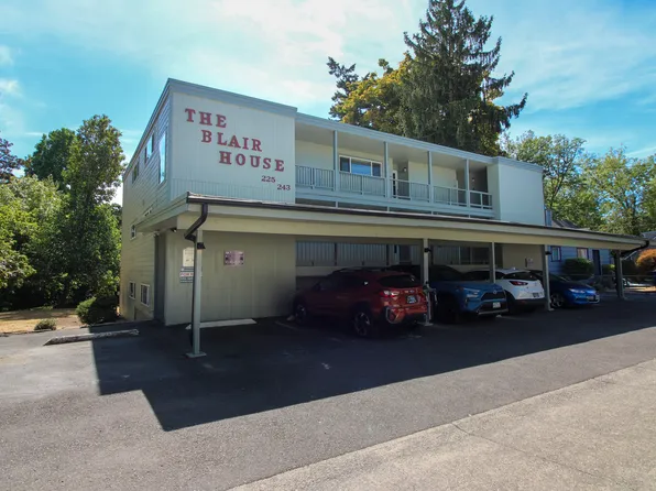 227 24th St SE, Salem, OR 97301