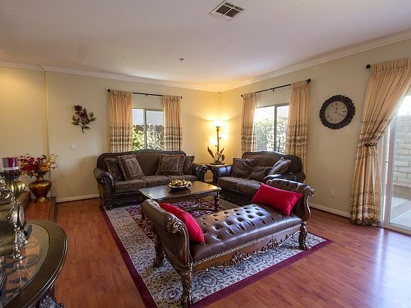 5th image of 9125 Noble Ave Unit 102