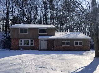 4071 Nob Hill Dr, Muskegon, MI