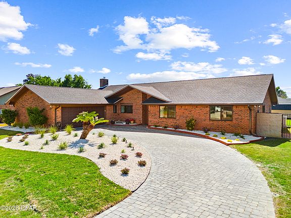 2nd image of 157 Candlewick Cir
