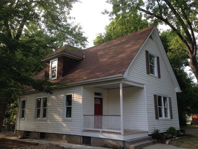 415 N 8th St, Saint Charles, MO, 63301