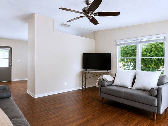 4th image of 316 S Edgewater Dr #316